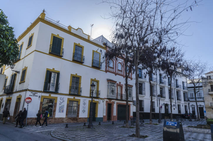 Sevilla 260 - plaza de Pilatos.jpg